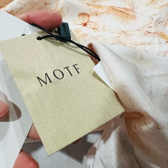 Shein MOTF Premium Gathered Mock Neck Blush Floral Blouse Top size small - Picture 15 of 16